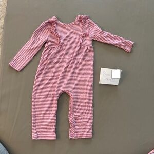 FANTASTIC Little Sleepies Garden rose ruffle play onesie 6-12mo EUC